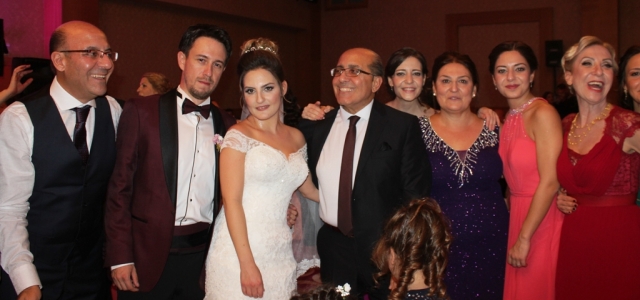 Leyla ile Alper Mutluluğa Yelken Açtılar!