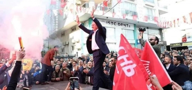 Lütfü Savaş'tan Dörtyol'da Miting Gibi Seçim Bürosu Açılışı