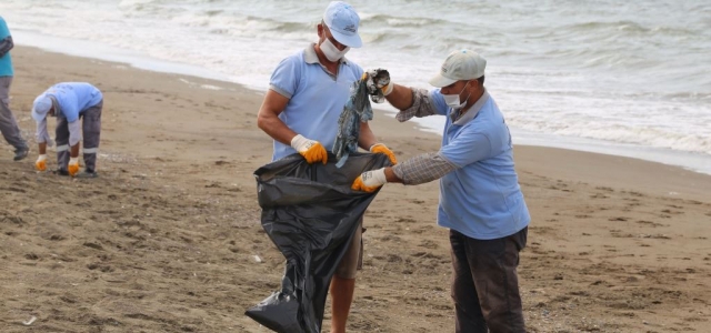 Mavi Sulardan 482 Ton Atık Uzaklaştırıldı