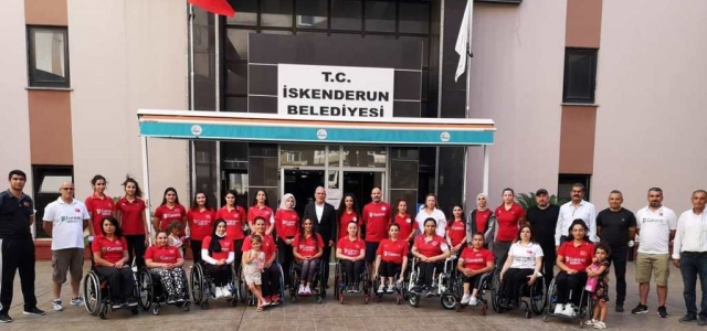 Milli Sporculardan Başkan Tosyalı'ya Teşekkür