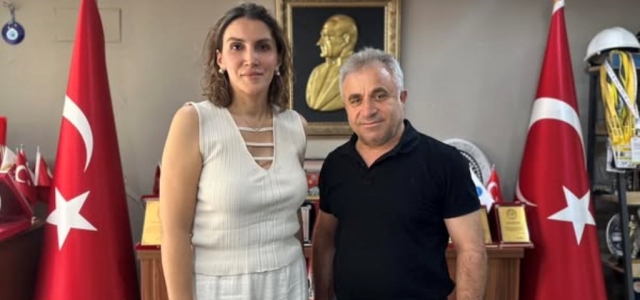 OKUL MÜDÜRÜ DEMET ATAR'dan MEGA MEDYA'ya KUTLAMA ZİYARETİ