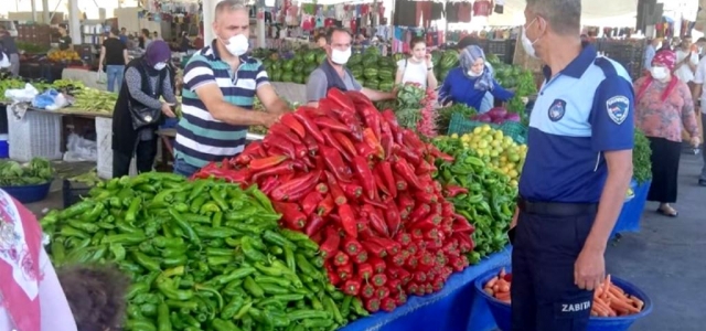 Pazar Yerlerinde Denetimler Sürüyor