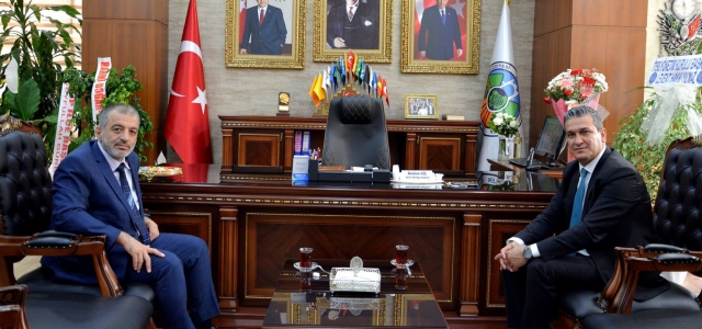 Rektör Dereli'den Başkan Gül'e Ziyaret