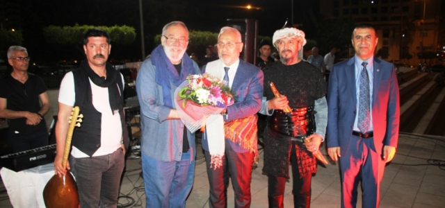 Âşık Sefai İskenderun'da Konser Verdi