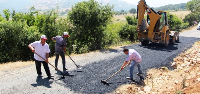 Suçıkağı'nda Asfalt Yama Çalışması Yapılıyor!