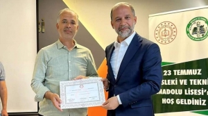 Abdulkadir Özel Mazbatasını Aldı