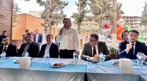 AK Parti Kadın Kolları, Kadın Hakları Günü’nde Bir Araya Geldi