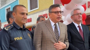 Ayakkabıcılar Çarşısı ‘İndirim Festivali'yle Açıldı…