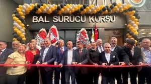 Bal Sürücü Kursu'na Yeni Yerinde Yoğun Katılımlı Görkemli Açılış!