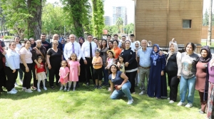 BAŞKAN DÖNMEZ; ‘İSKENDERUN'U VE İNSANLARINI ÇOK SEVİYORUZ'