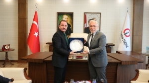 Başkan Tosyalı, Rektör Depci'nin Öğretmenler Günü'nü Kutladı