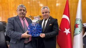 BAŞKAN UYGUN'DAN İSKENDERUN MESLEK VE TEKNİK ANADOLU LİSESİ'NE ZİYARET