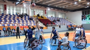 Hatay Büyükşehir Belediyespor-Tuzla Belediyespor: 86-64