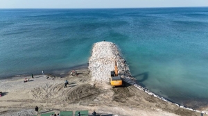 HBB'den Arsuz'a 70 Metrelik Mendirek