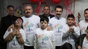 İskenderun Gençlik Merkezi'nden Engelliler Günü'nde Şenlik