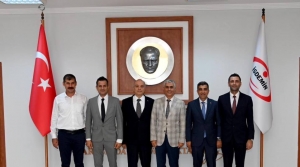 Özçelik-İş İskenderun Şubesi Genel Müdür Ayhan Akın'ı Ziyaret Etti