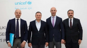 ‘Uluslararası Yardım Kuruluşlarının Deprem Bölgelerine Destek Olması Lazım'