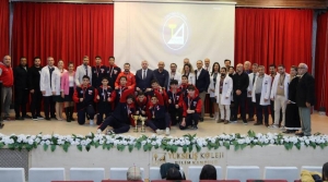 Yükseliş Koleji Futsal Takımı’nın Büyük Başarısı Muhteşem Gösteri ile Kutlandı!