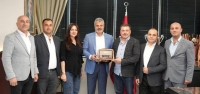 BAŞKAN ÖNTÜRK; RADYOCULARI MAKAMINDA KABUL ETTİ