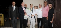 Başkan Tosyalı'dan Taekwondoculara Malzeme Desteği