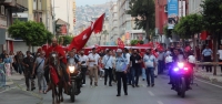 Demokrasi Yürüyüşü'ne Atıyla Katıldı!