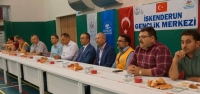 Gençler Yetimleri Sevindirdi