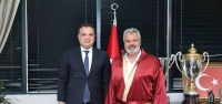 HBB Başkanı Öntürk Ahilik Kaftanı Giydi