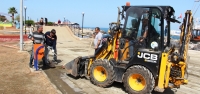 İskenderun Belediyesi Sahilde Temizlik Yaptı