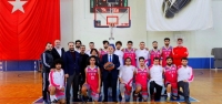 İSTE, Basketbol Müsabakalarına Ev Sahipliği Yaptı