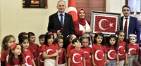 Minik Yüreklerin, Büyük Eseri