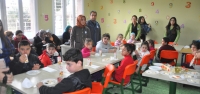 Sevgi Her Engeli Yener!