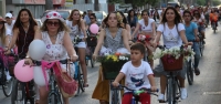 Süslü Kadınlar'dan Anıt Alanında Bisiklet Turu!