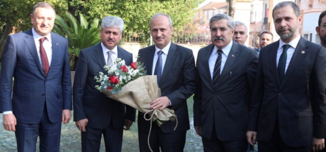 Ulaştırma Bakanı Turhan Hatay'da