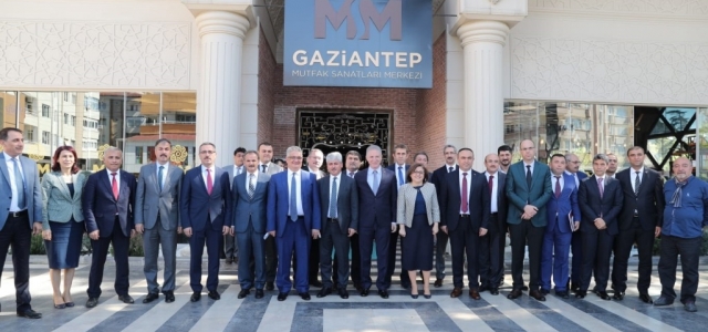 Vali Doğan Gaziantep'te Turizm Toplantısında