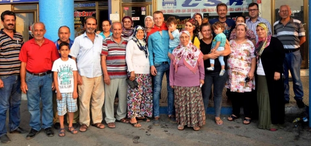 Vatan Senden Hizmet Bekler Oğul!