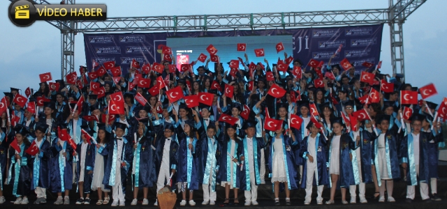 Yükseliş Bilim Kampüsü'nde Mezuniyet Coşkusu