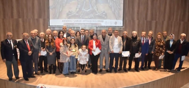 Anadolu Şairler Antolojisi Belen’de Vatan Ve Bayrak Sevgisini Diri Tuttu