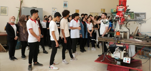 Lise Öğrencilerinden İSTE'ye Ziyaret ve Gezi