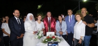 Toplu Nikah Töreni ile Onlarca Çift Dünya Evine Girdi